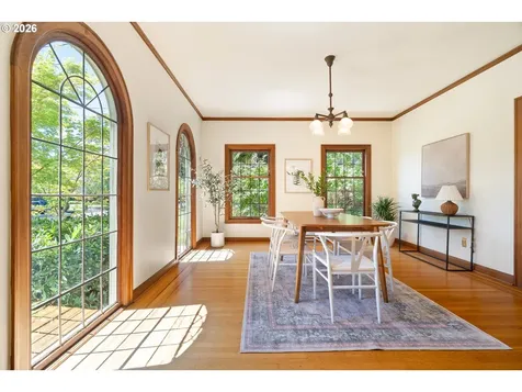 3257 NE Us Grant Place Portland OR 97212