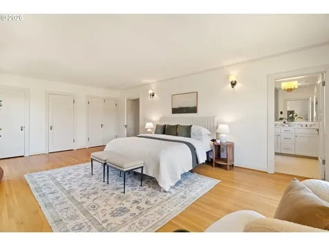 3257 NE Us Grant Place Portland OR 97212