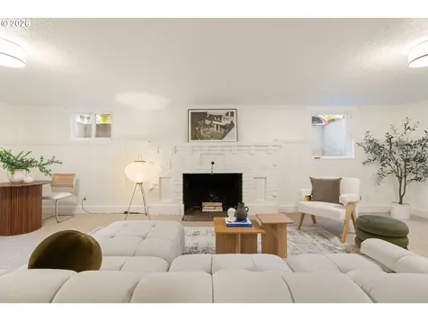 3257 NE Us Grant Place Portland OR 97212