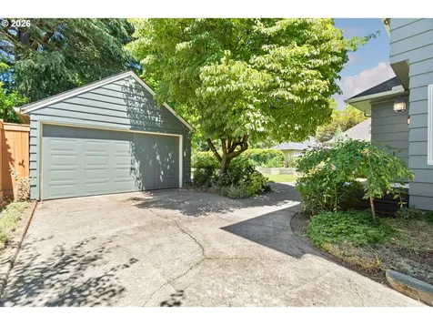 3257 NE Us Grant Place Portland OR 97212
