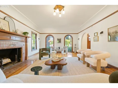 3257 NE Us Grant Place Portland OR 97212
