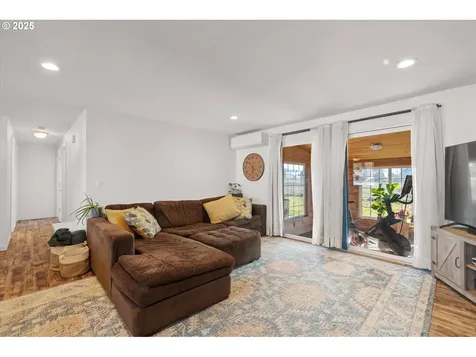 255 Rosewood Street Woodland WA 98674