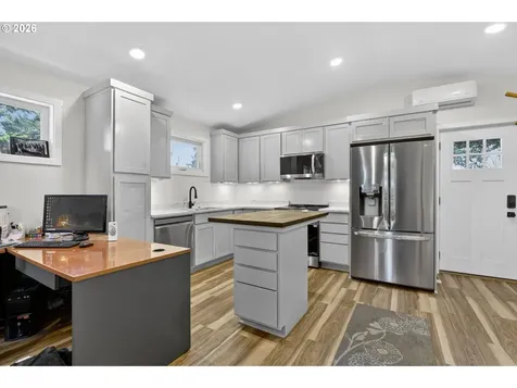 19330 Howell Street Gladstone OR 97027