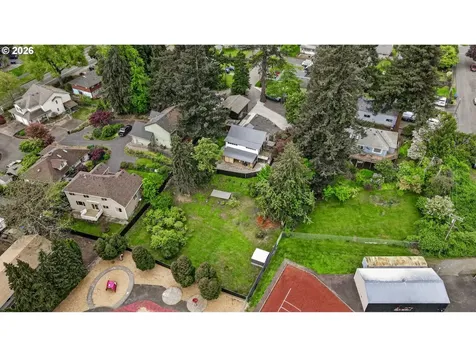 19330 Howell Street Gladstone OR 97027
