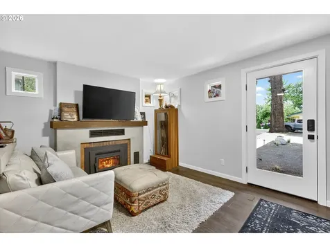 19330 Howell Street Gladstone OR 97027