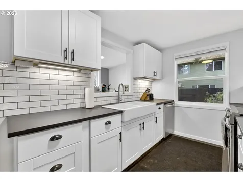 19330 Howell Street Gladstone OR 97027