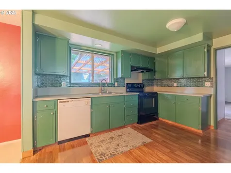 9302 NE 102nd Street Vancouver WA 98662