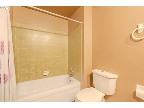9302 NE 102nd Street Vancouver WA 98662