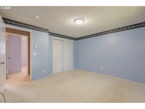 9302 NE 102nd Street Vancouver WA 98662