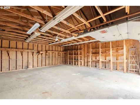 9302 NE 102nd Street Vancouver WA 98662
