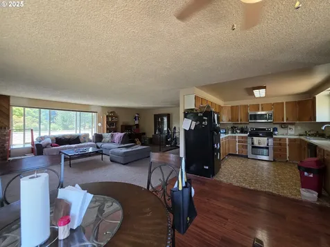 176 Homestead Drive Myrtle Creek OR 97457