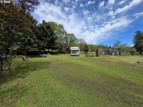 176 Homestead Drive Myrtle Creek OR 97457