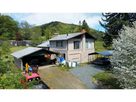 176 Homestead Drive Myrtle Creek OR 97457
