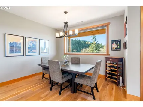26 Jewett Creek Loop Road White Salmon WA 98672