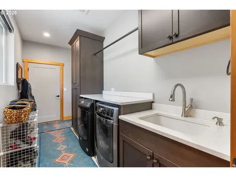 26 Jewett Creek Loop Road White Salmon WA 98672
