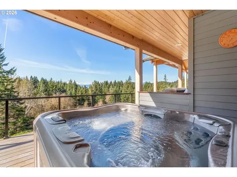 26 Jewett Creek Loop Road White Salmon WA 98672