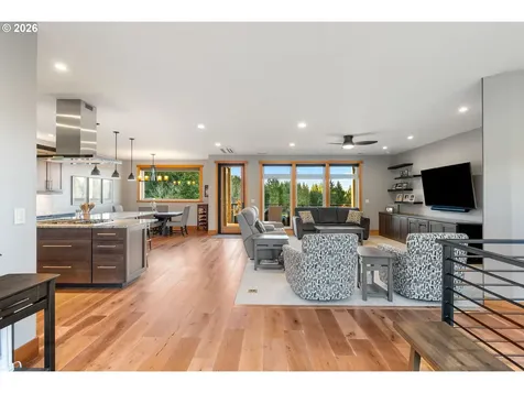 26 Jewett Creek Loop Road White Salmon WA 98672