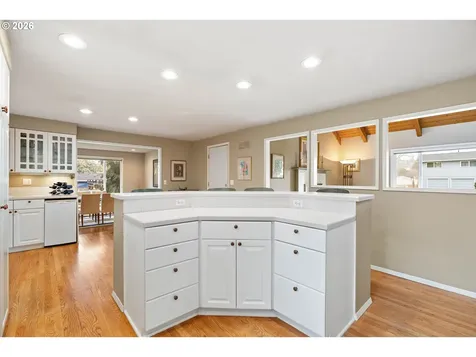 1220 Farrview Court West Linn OR 97068