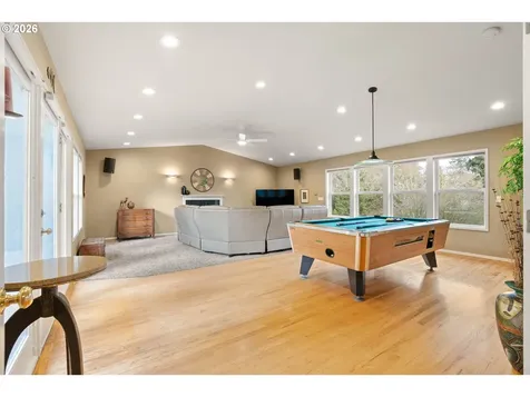 1220 Farrview Court West Linn OR 97068