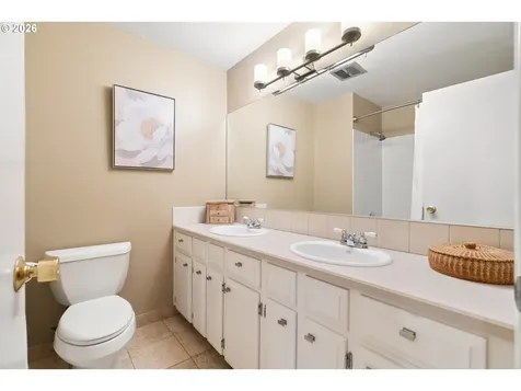 1220 Farrview Court West Linn OR 97068