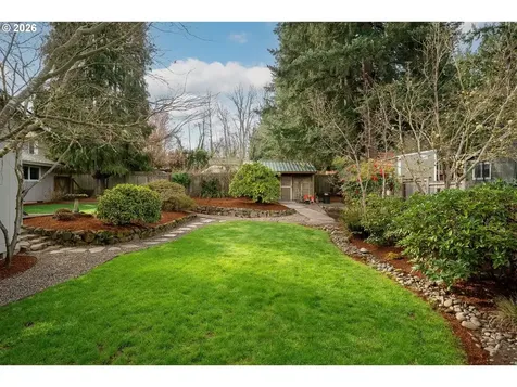 1220 Farrview Court West Linn OR 97068