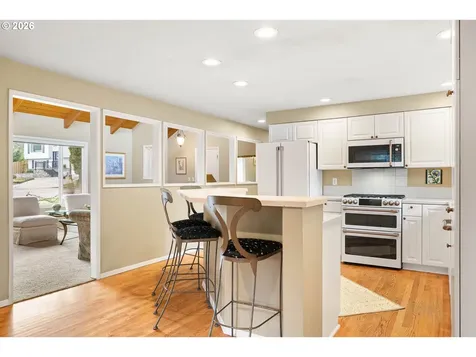 1220 Farrview Court West Linn OR 97068