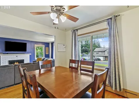 706 N 16th Avenue Kelso WA 98626