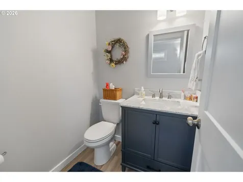 267 SE Tide Avenue Lincoln City OR 97367