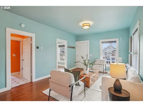 5617 SE Francis Street Portland OR 97206