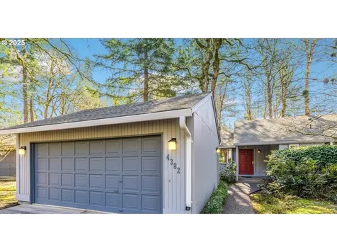 4382 Woodside Circle Lake Oswego OR 97035