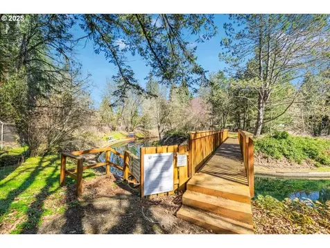 4382 Woodside Circle Lake Oswego OR 97035