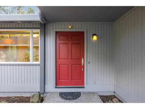 4382 Woodside Circle Lake Oswego OR 97035