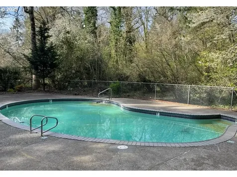 4382 Woodside Circle Lake Oswego OR 97035