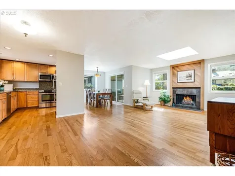4382 Woodside Circle Lake Oswego OR 97035