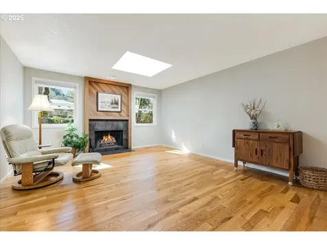 4382 Woodside Circle Lake Oswego OR 97035