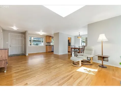 4382 Woodside Circle Lake Oswego OR 97035
