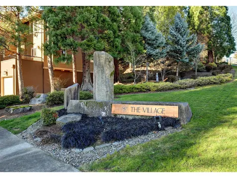 10205 NW Village Heights Drive Portland OR 97229
