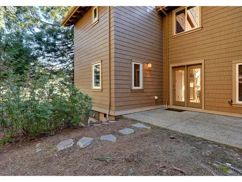 10205 NW Village Heights Drive Portland OR 97229