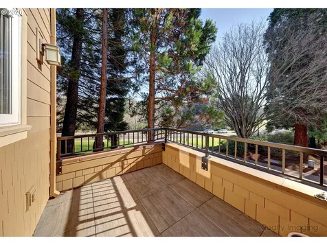 10205 NW Village Heights Drive Portland OR 97229