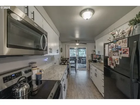 28271 Harmony Road Sweet Home OR 97386