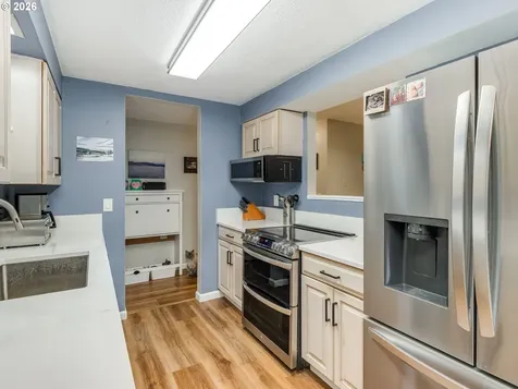 16444 Bonaire Avenue Lake Oswego OR 97035