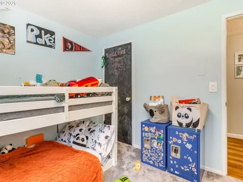 16444 Bonaire Avenue Lake Oswego OR 97035