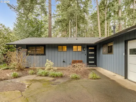 16444 Bonaire Avenue Lake Oswego OR 97035