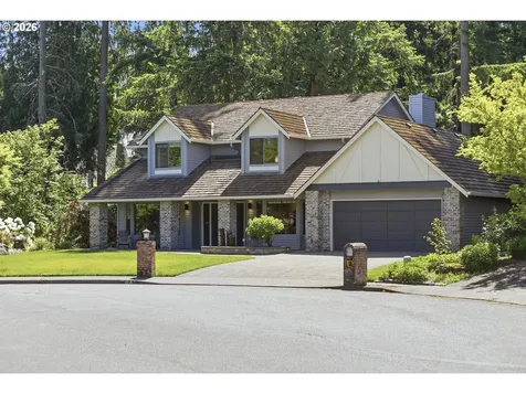 6320 SW Merlin Court Portland OR 97219