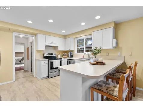 668 NE 21st Avenue Hillsboro OR 97124