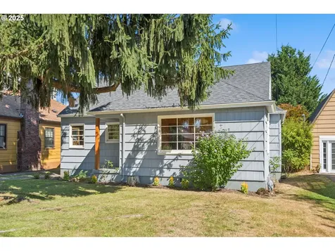 4245 NE Going Street Portland OR 97218