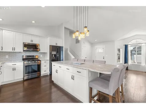 282 NE Lenox Street Hillsboro OR 97124