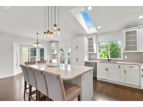 282 NE Lenox Street Hillsboro OR 97124