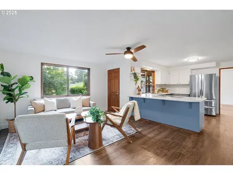 6595 SW 206th Court Beaverton OR 97078