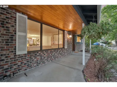 6595 SW 206th Court Beaverton OR 97078